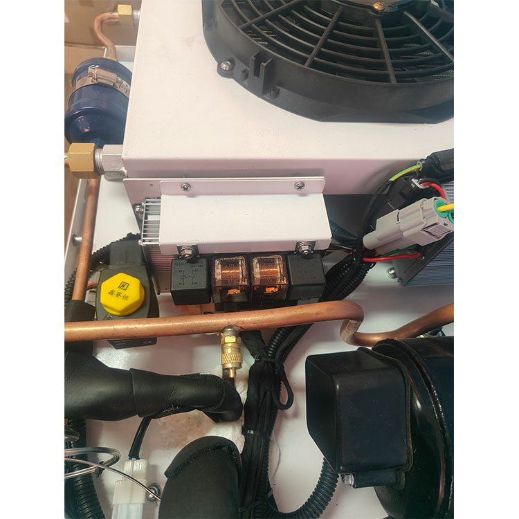 Rooftop 12V 24V AC 0 -18 Degre - Food & Snacks Coloring recension och pris